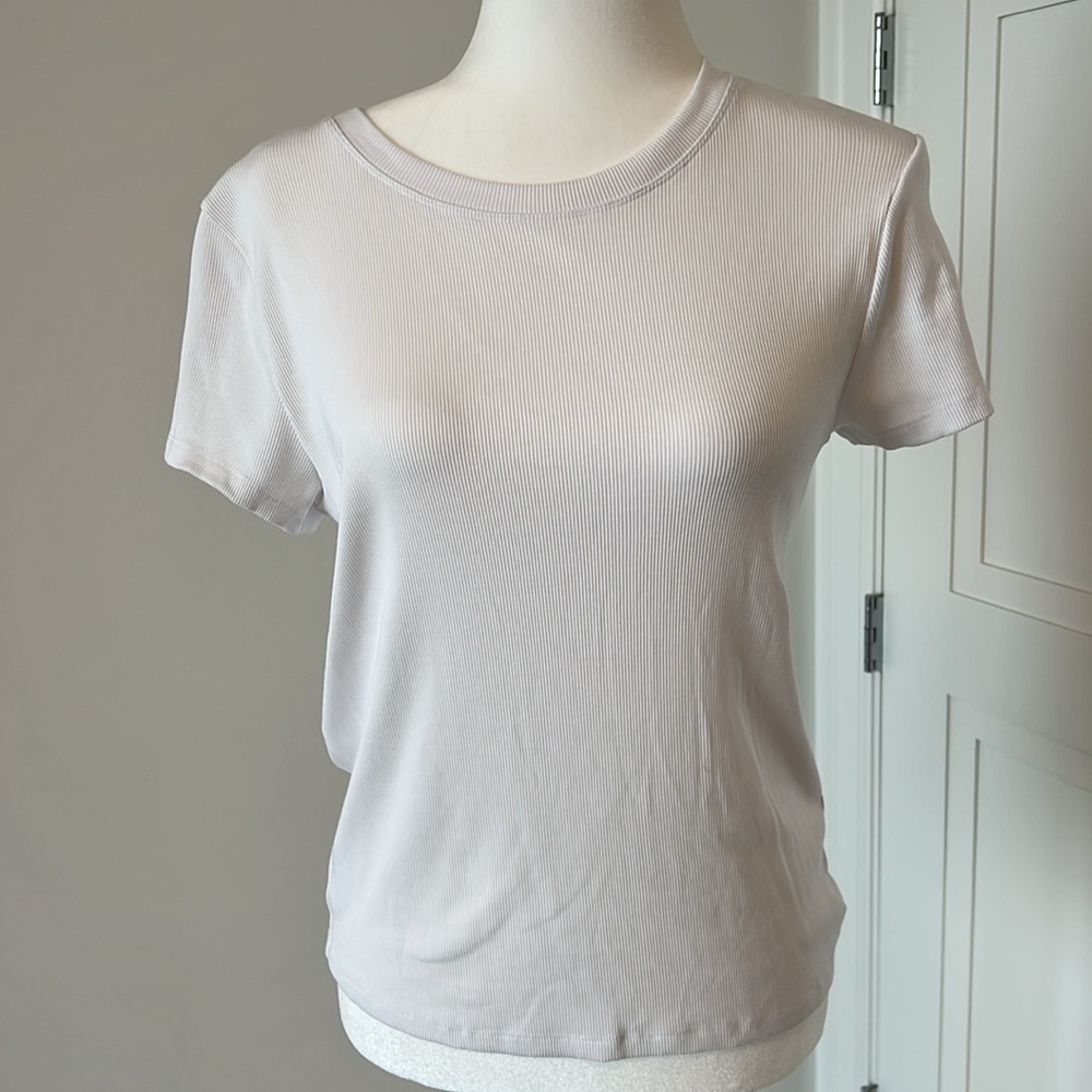 Wilfred White Short Sleeve Tee